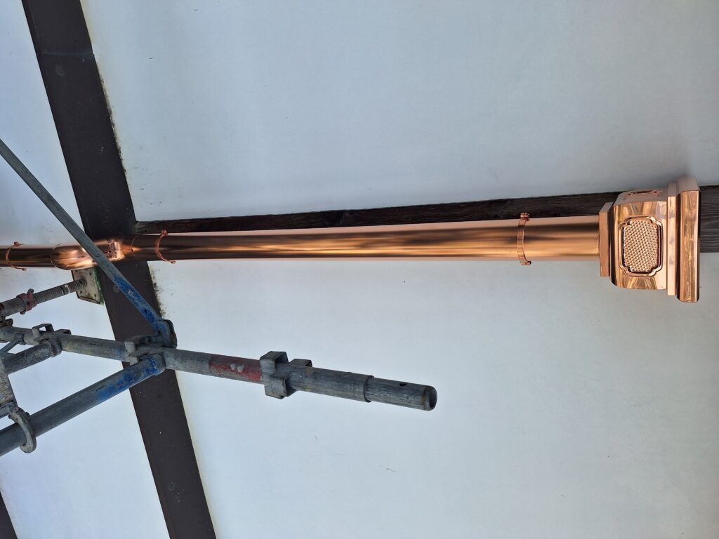 藤枝市　寺院　銅竪樋取替工事