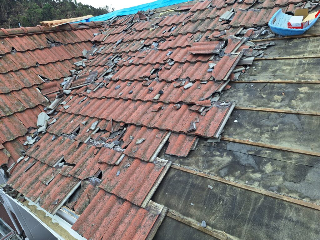 牧之原市細江地区　竜巻被害復旧作業④