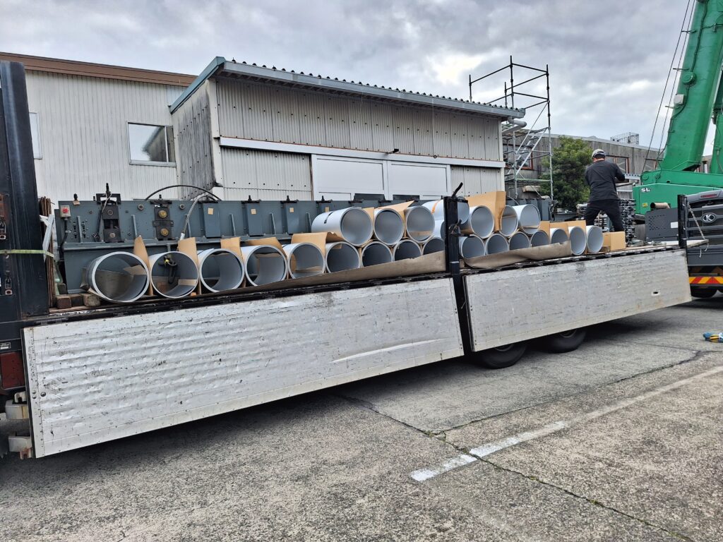 掛川市工場屋根　雨漏り改修工事を致しました。